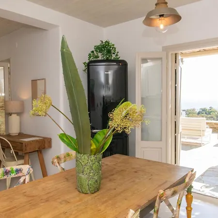 By Eneatinos - 3br Seaview