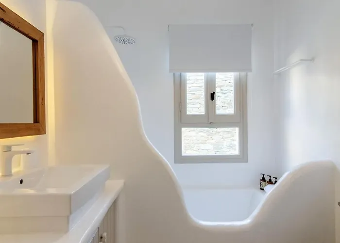 By Eneatinos - 3br Seaview Villa *