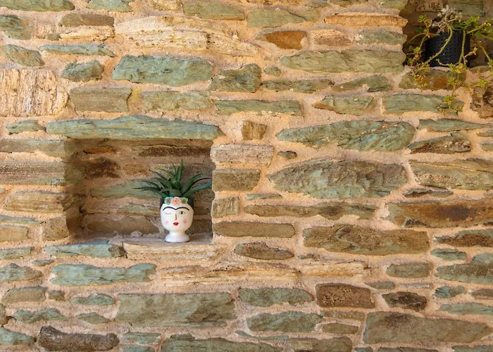 By Eneatinos - 3br Seaview *