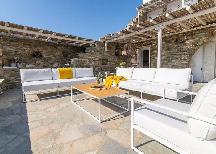 By Eneatinos - 3br Seaview Villa *