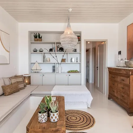 By Eneatinos - 3br Seaview Tinos